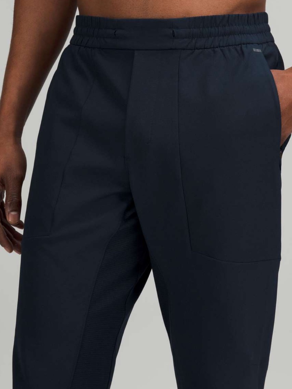 Lululemon License to Train Jogger Mens Medium GYM stretch Navy Blue LM5AEGS NEW